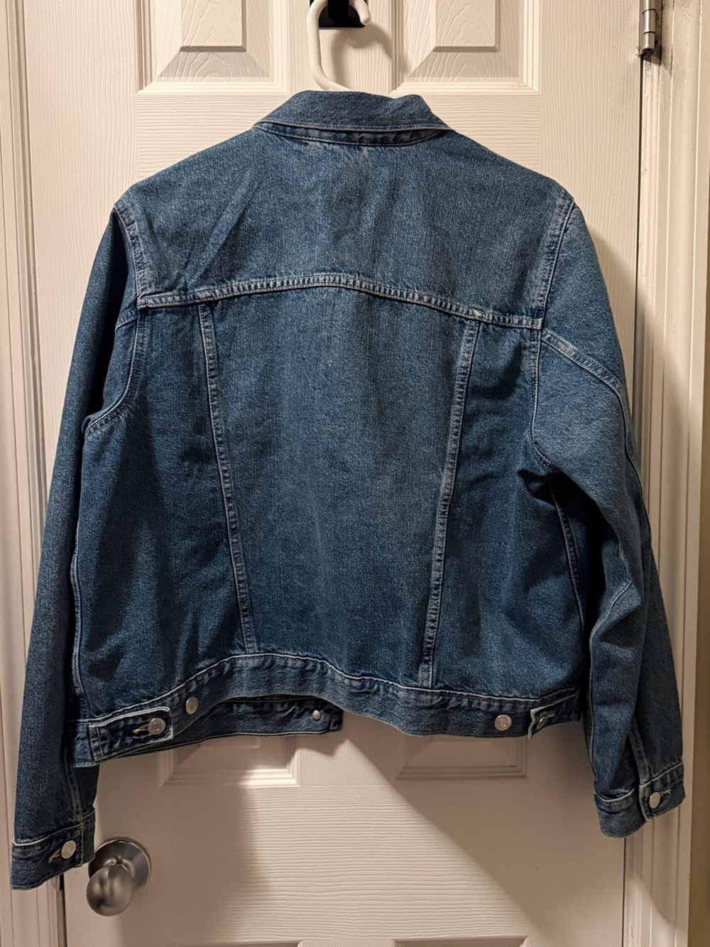 GAP Medium Blue Denim Jacket with Button Front - Picture 2 of 4
